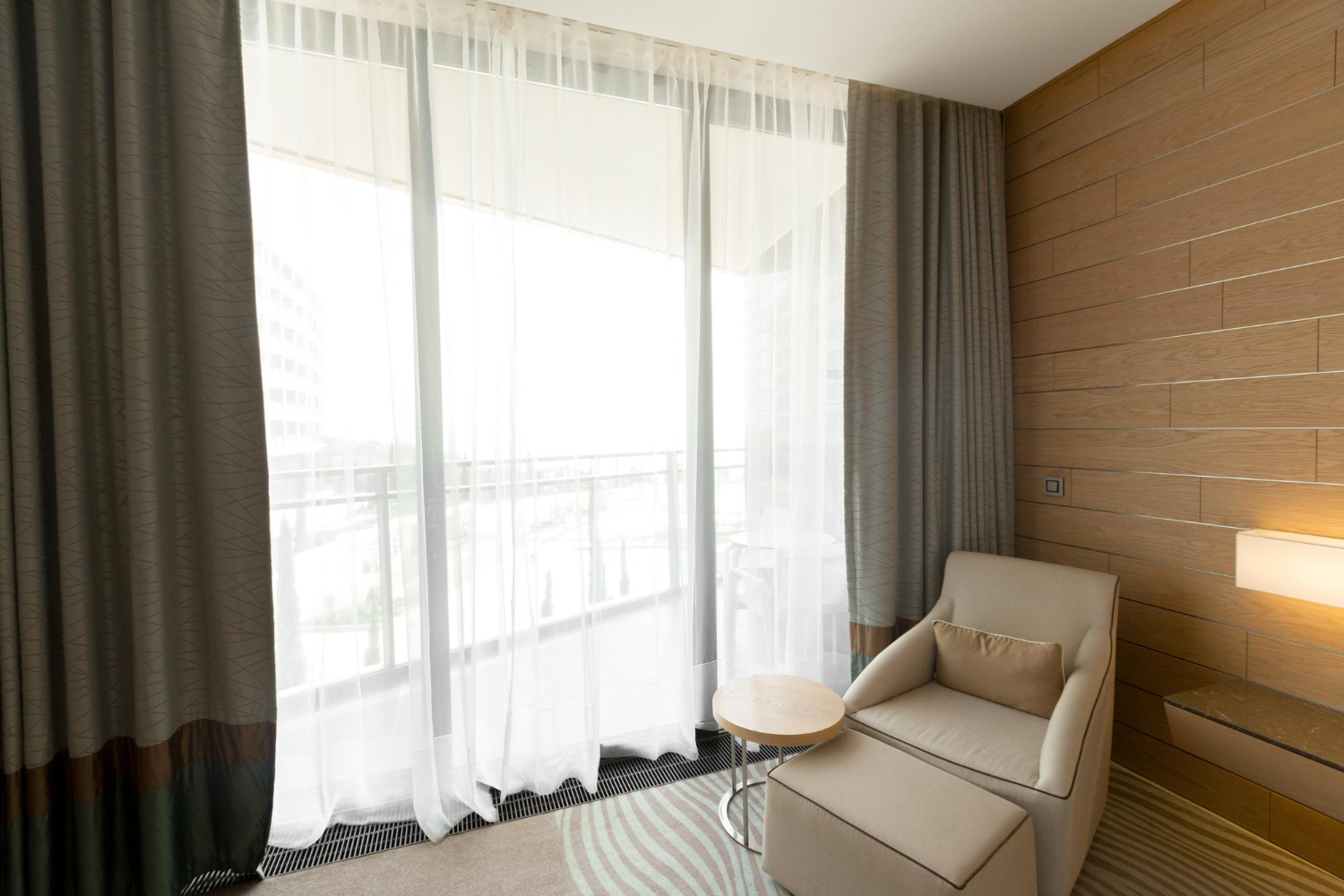 Perfect Curtains for Modern Riyadh Homes